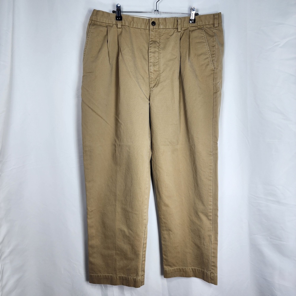 Vintage Roundtree Yorke Mens Chino Pants 42x29 Pleated Khaki Cotton Straight